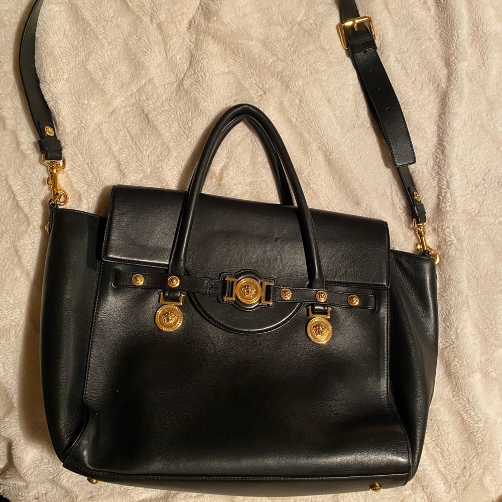 Beautiful Versace bag for everyday use